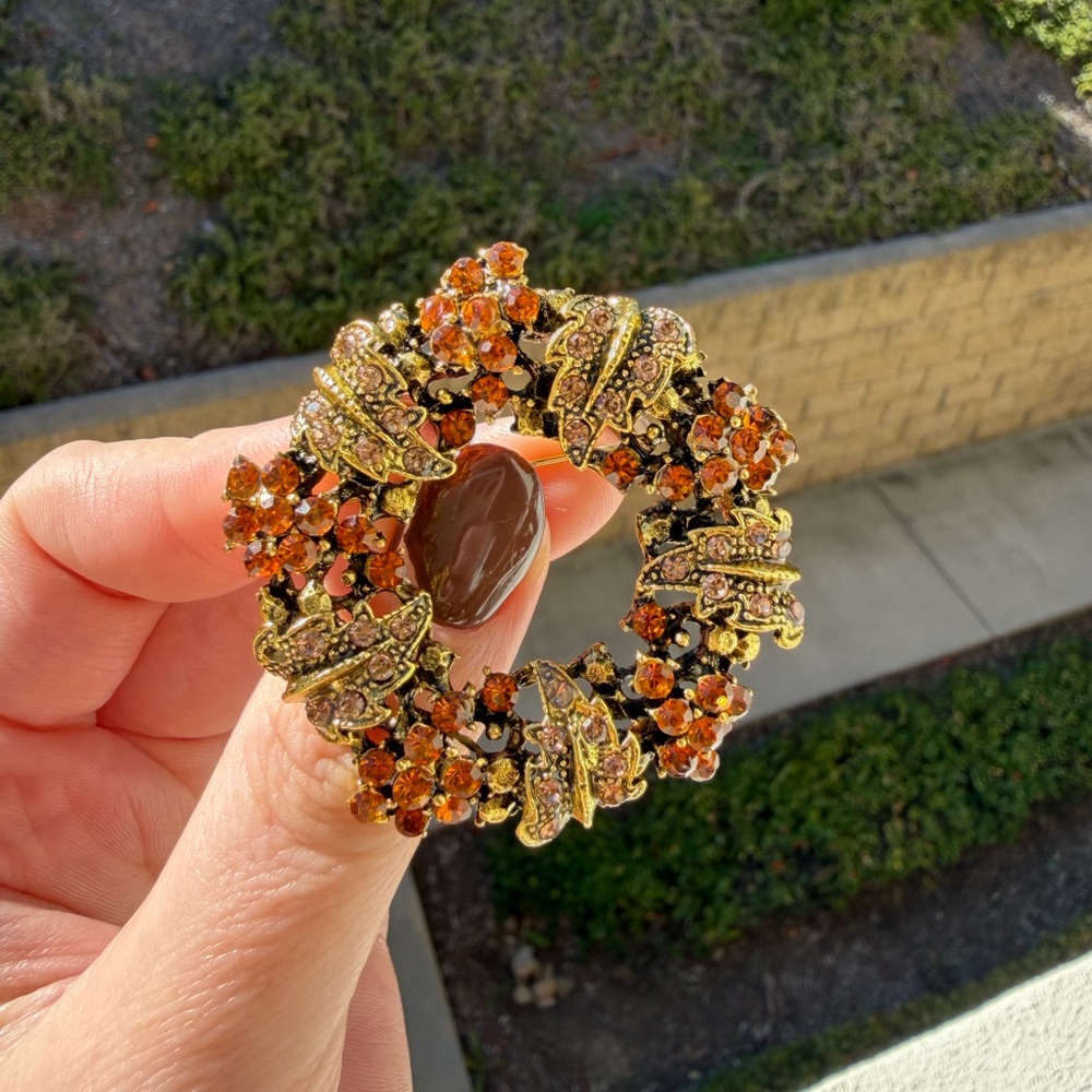 Holiday Wreath Brooch Orange and Gold Accents - Picture 5 of 5
